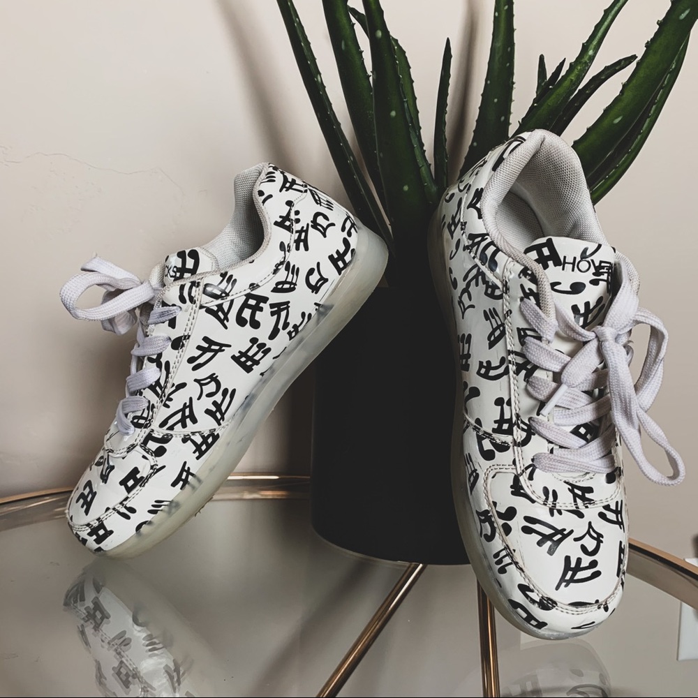Music Note Hoverkicks - Picture 2 of 6